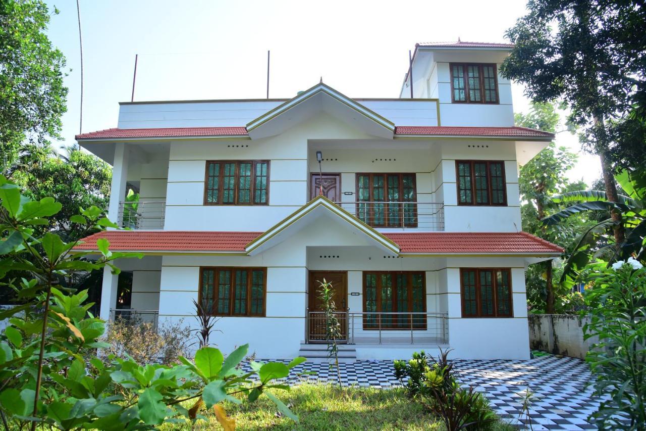 瓦尔卡拉Devi Kripa Residency公寓 外观 照片