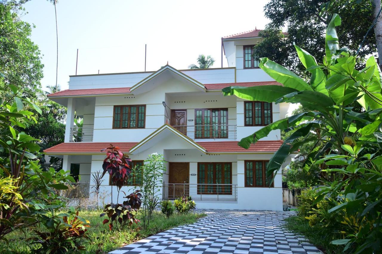 瓦尔卡拉Devi Kripa Residency公寓 外观 照片
