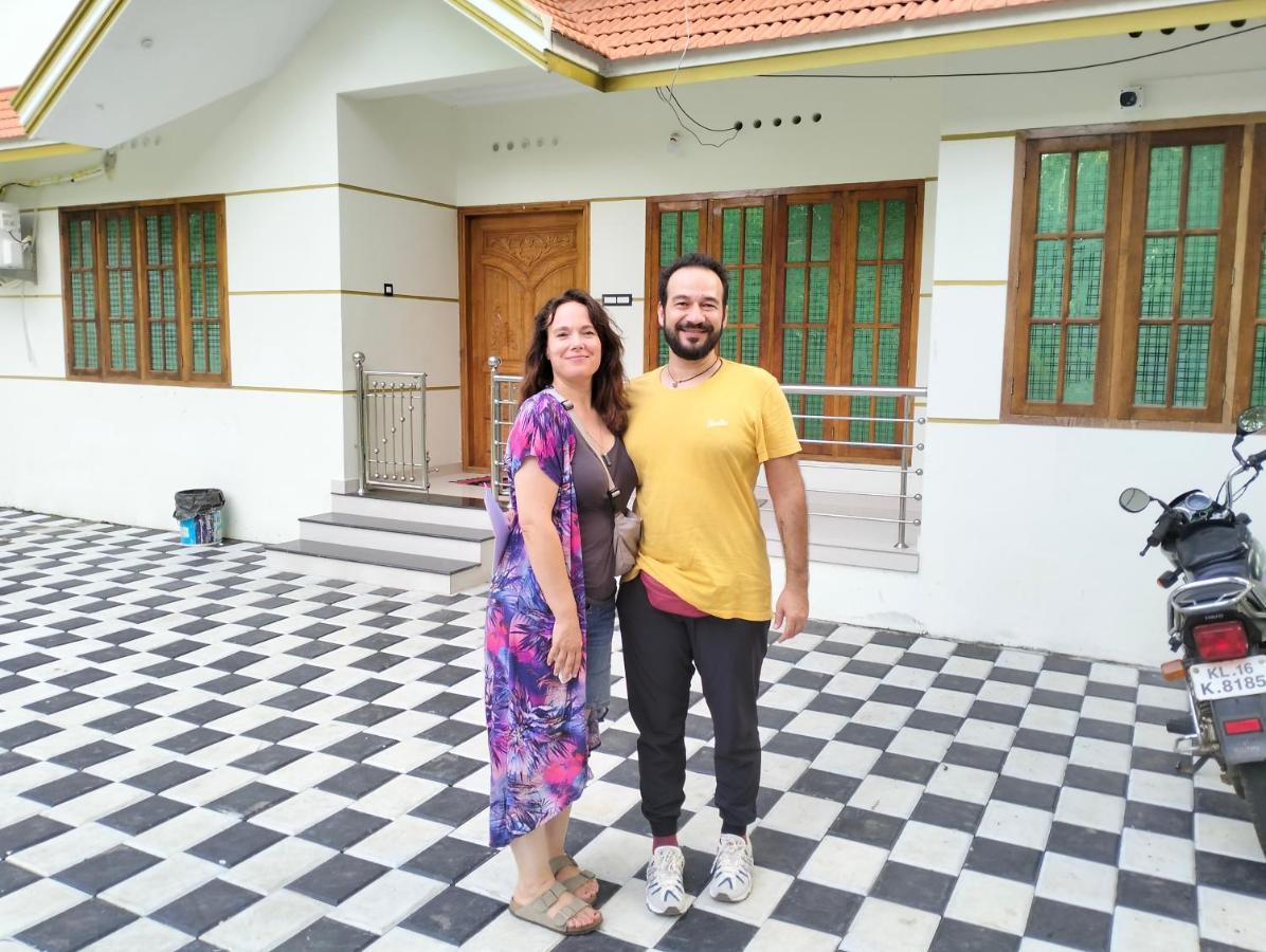 瓦尔卡拉Devi Kripa Residency公寓 外观 照片